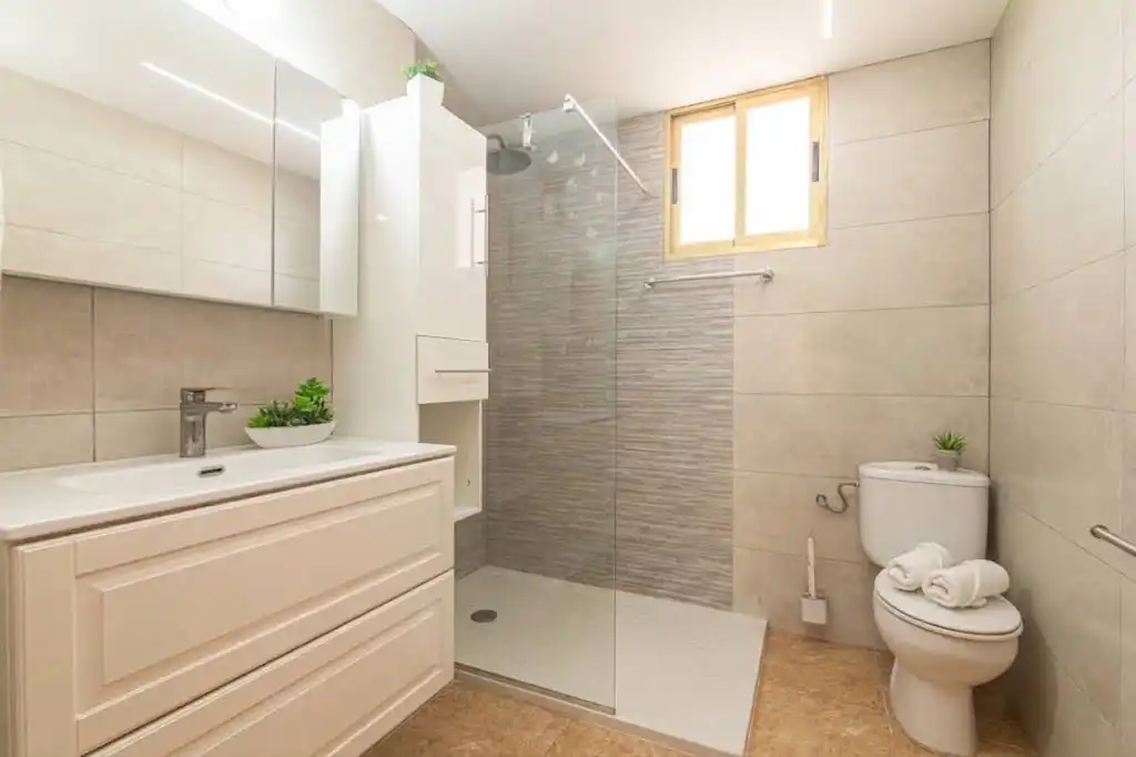 Piso con terraza en venta en Carrer Ramón y Cajal, imagen 24