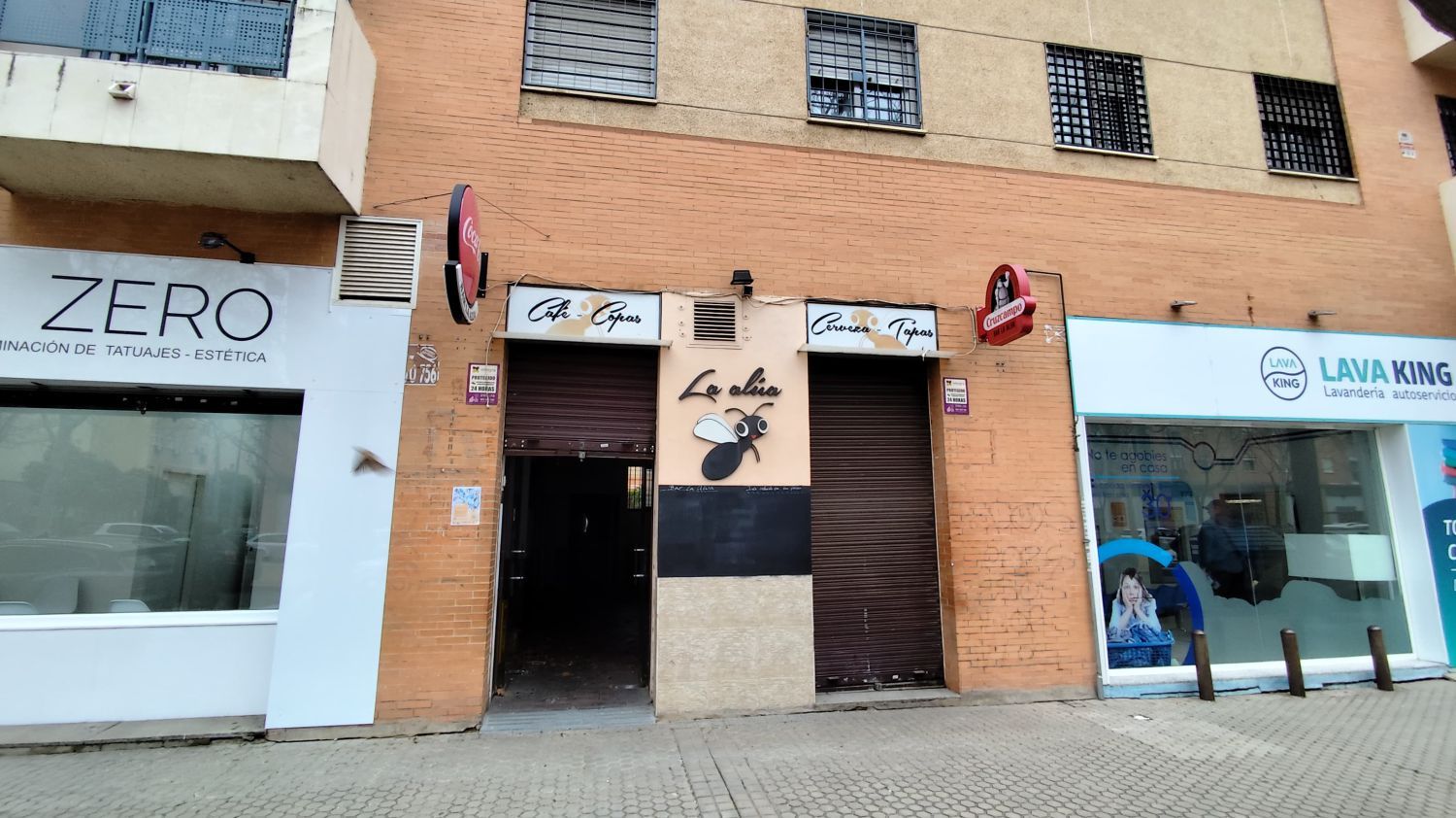 Exterior view of Premises to rent in  Sevilla Capital  with Air Conditioner