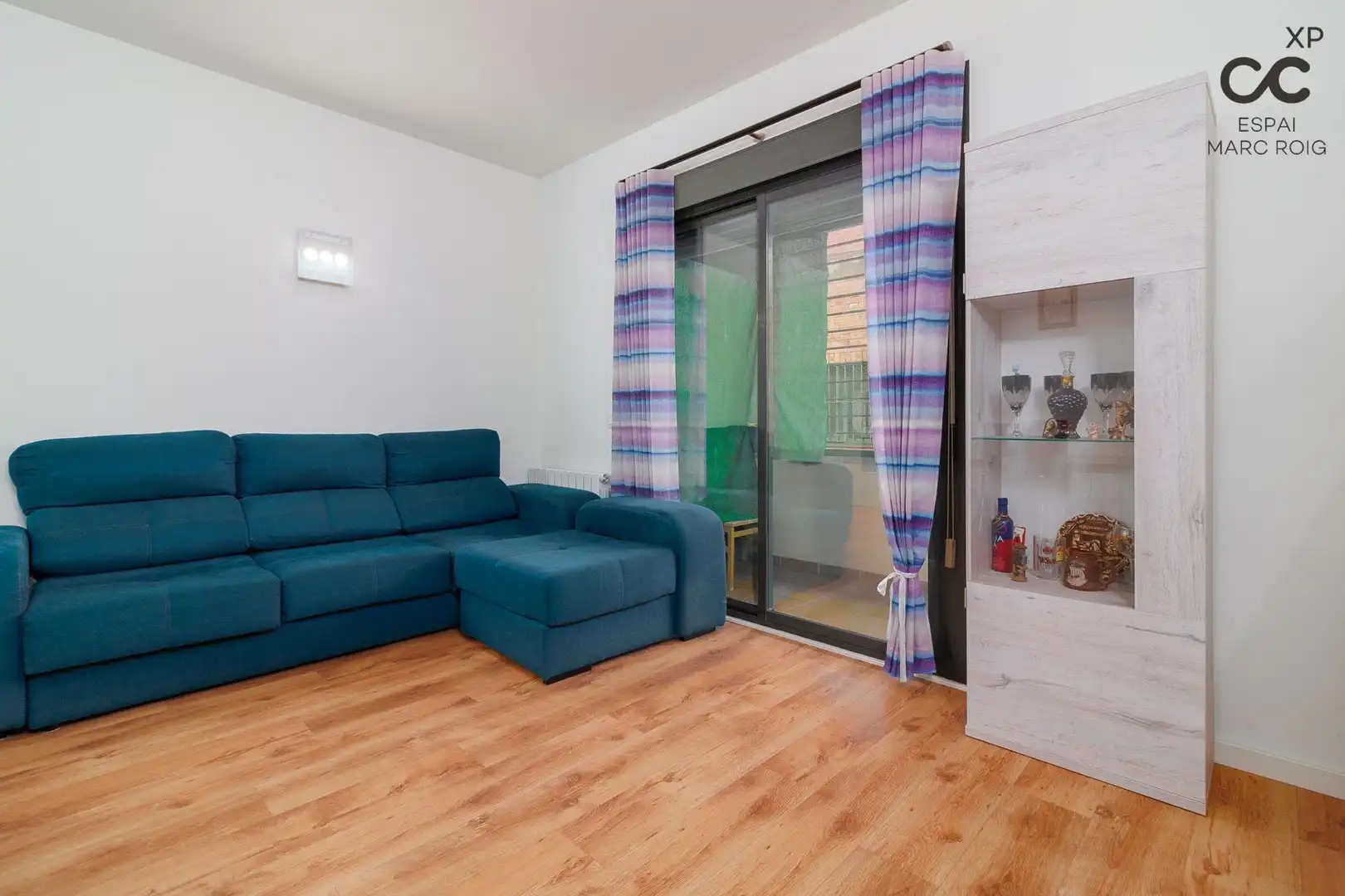 Wohnzimmer von Erdgeschoss zum Verkauf in Figueres mit Parkett, Terrasse und Abstellraum