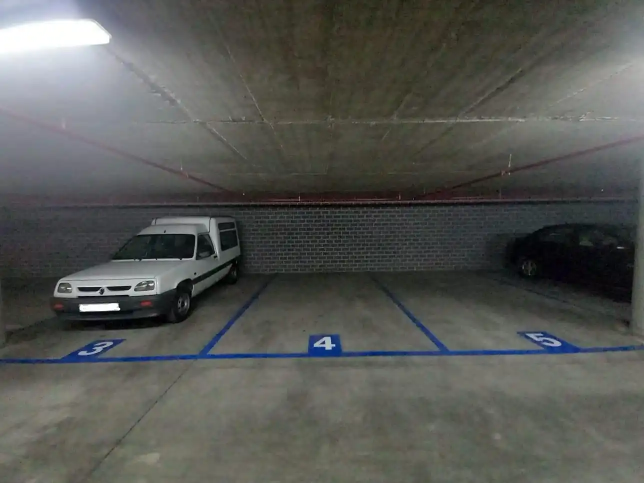 Parkplatz zur Miete in Avenida Edificio Tomás Guillén, imagen 8