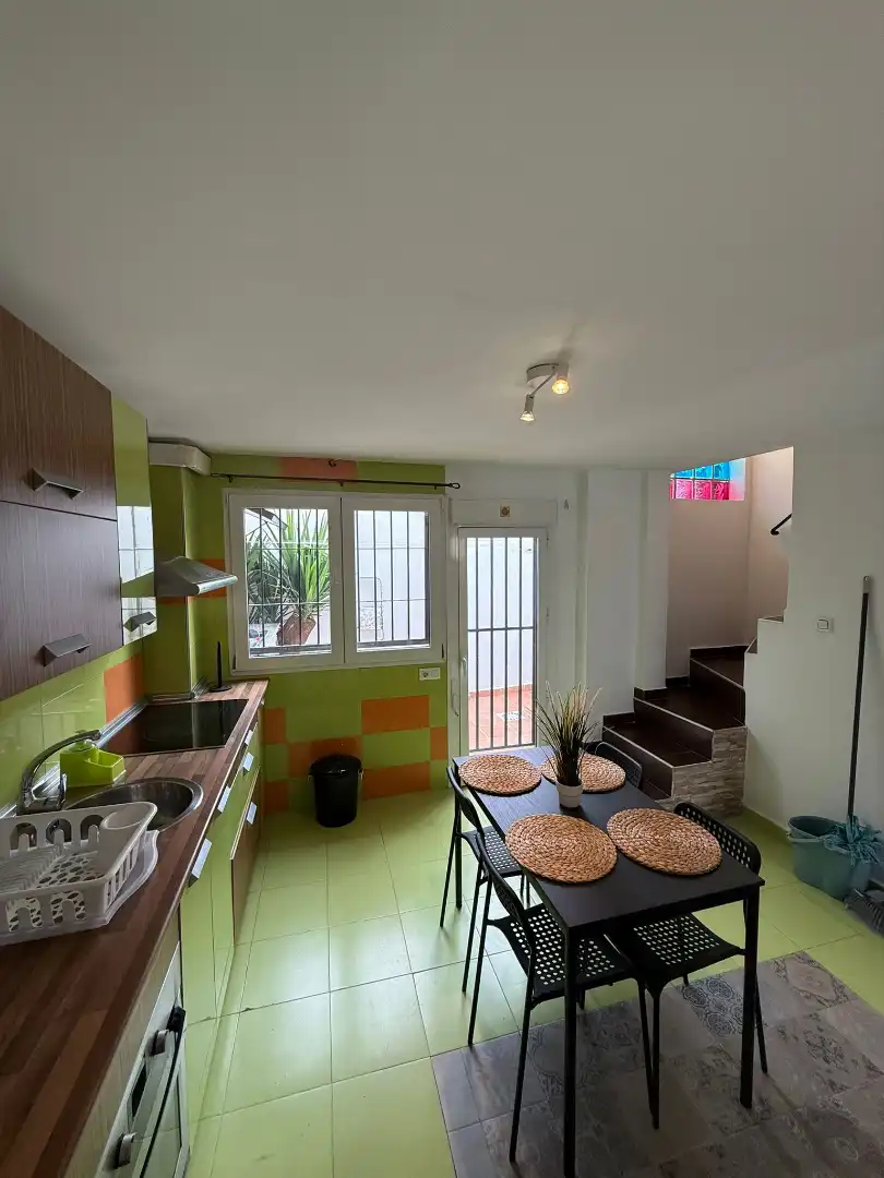 Room in Calle Alcalde Ronquillo, 20, Martiricos - La Roca - La Rosaleda