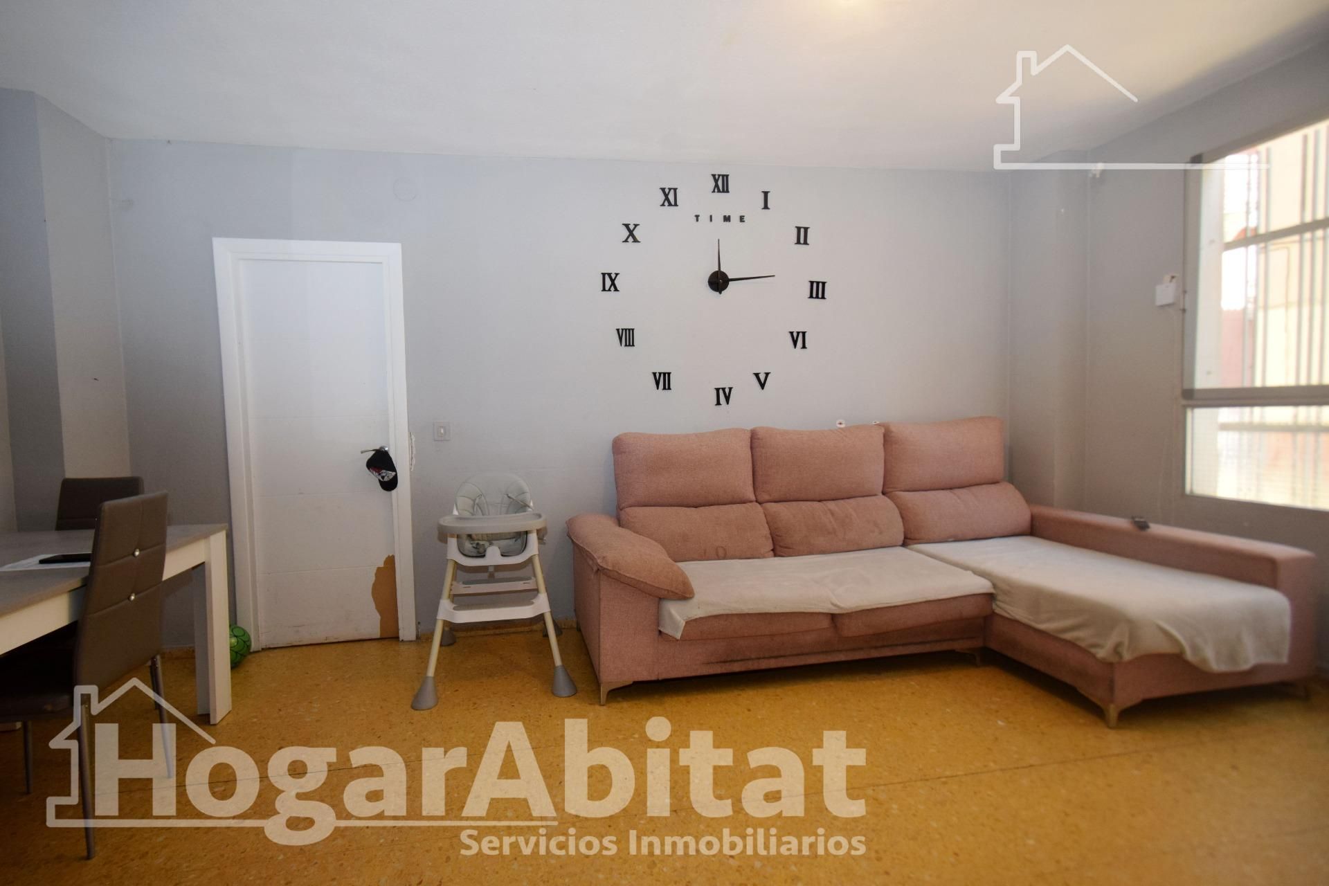 Living room of Flat for sale in Vilamarxant  with Air Conditioner and Balcony