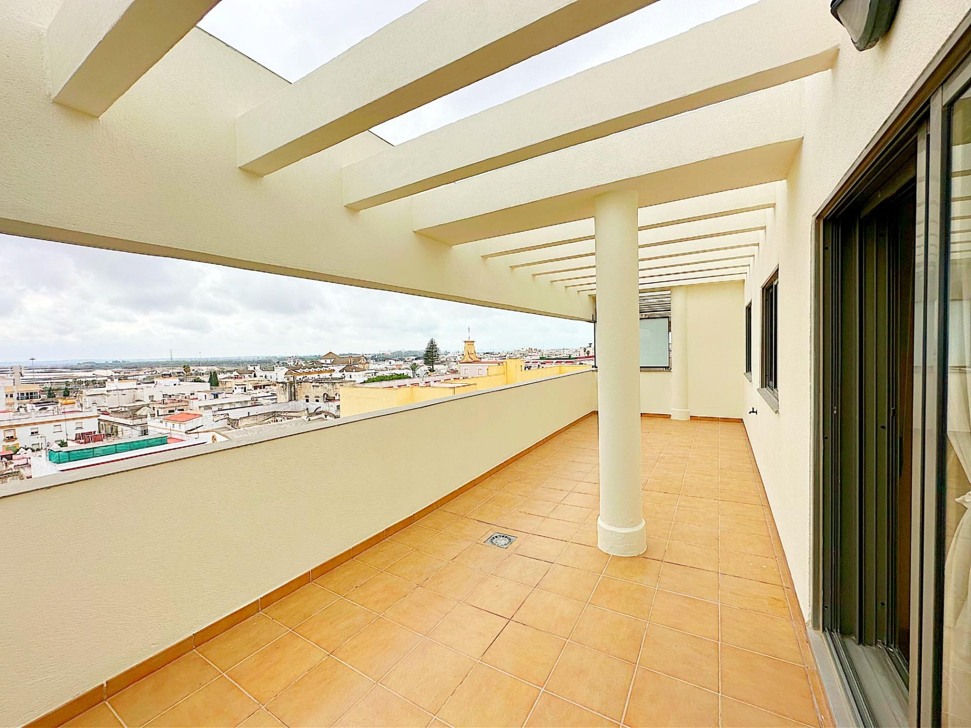 Attic for sale in Barrio del Centro