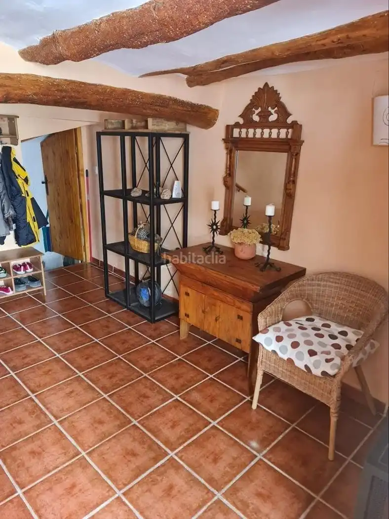 Adossat amb piscina en venda a Calle Áspera 16