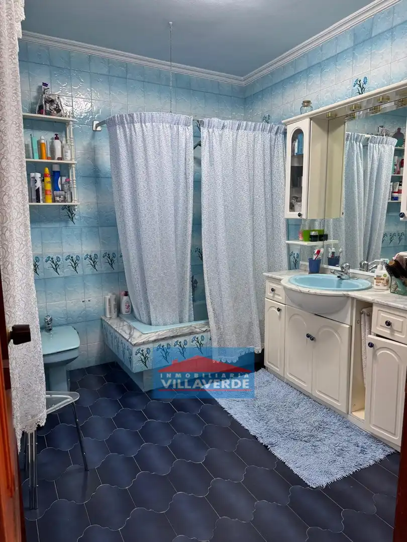 Casa adosada en venta en Cangas pueblo