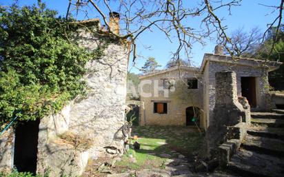 Vista exterior de Finca rústica en venda en Sant Martí de Centelles amb Jardí privat