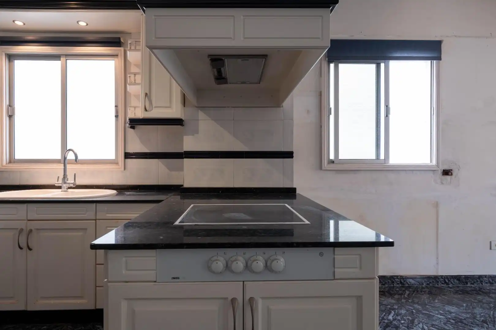 Cocina de Casa o chalet en venta en Las Palmas de Gran Canaria con Terraza y Jacuzzi