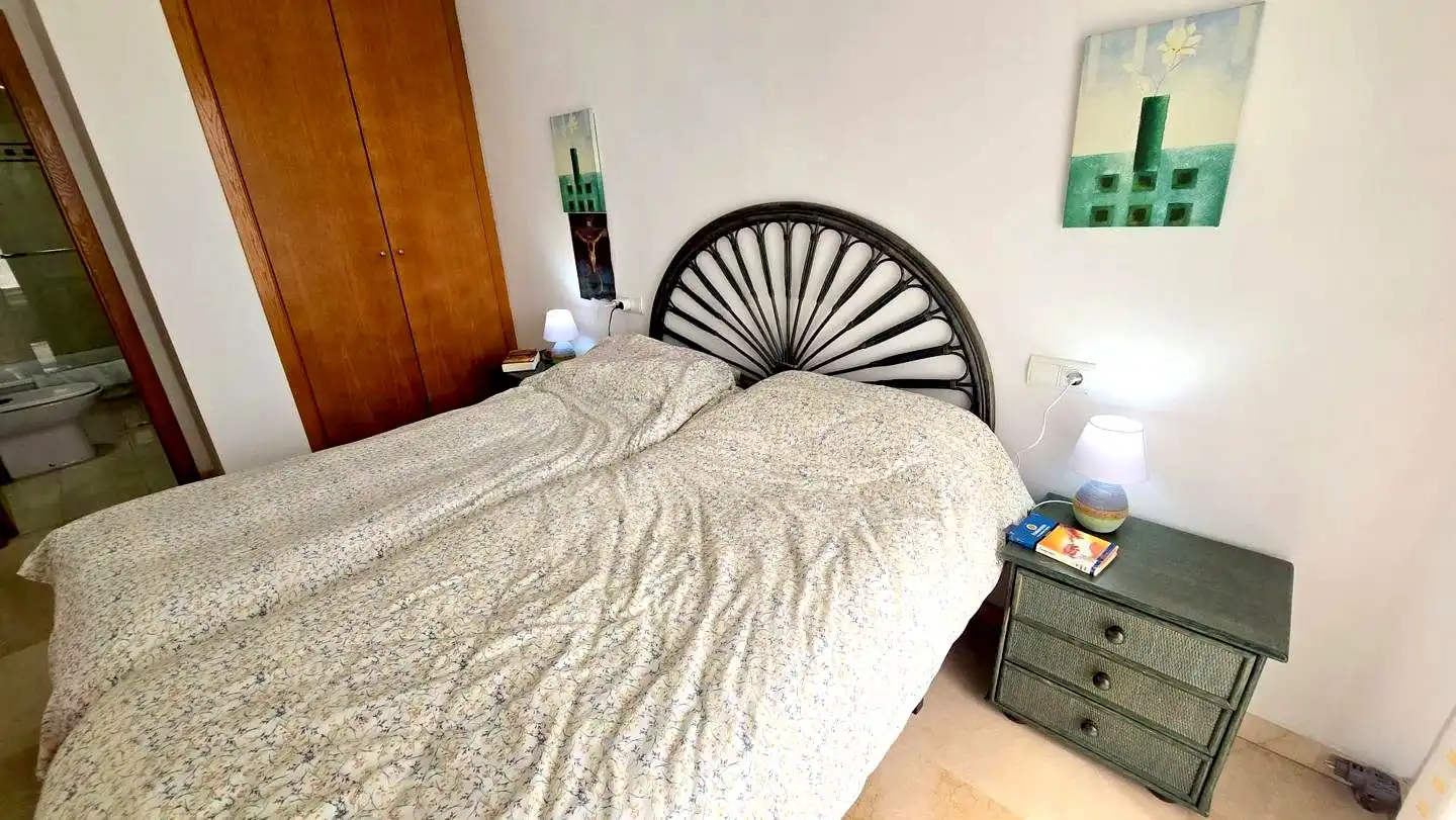 Habitación de Apartamento de alquiler en Gandia con Aire acondicionado, Calefacción y Terraza