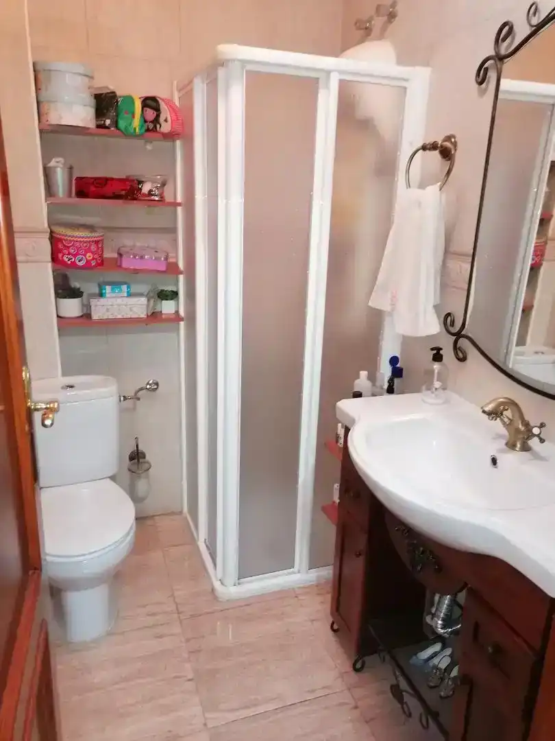 Baño de Dúplex en venta en Abarán con Aire acondicionado, Parquet y Trastero
