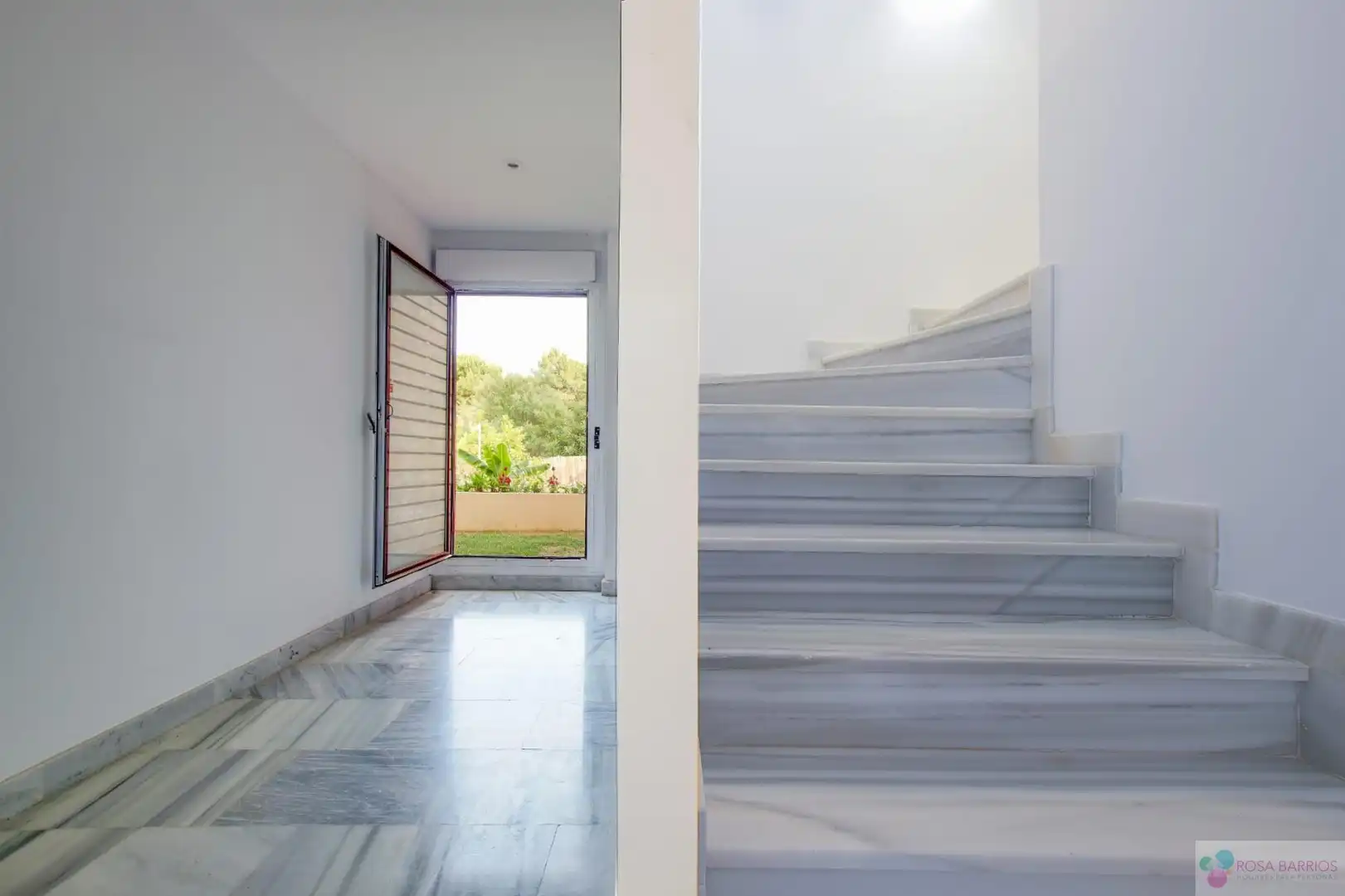 Houses for sale in Benahavís  with Terrace, Swimming Pool and Furnished