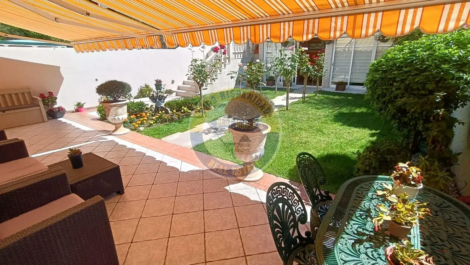 Terraza de Casa adosada en venta en Vigo  con Calefacción, Terraza y Trastero
