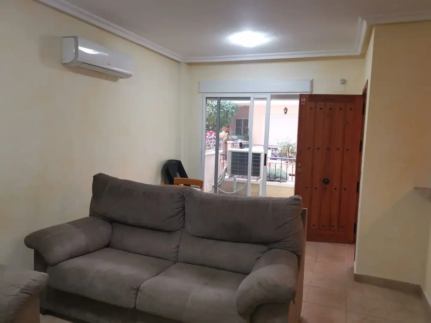 Piso de alquiler en Jacarilla, Alicante