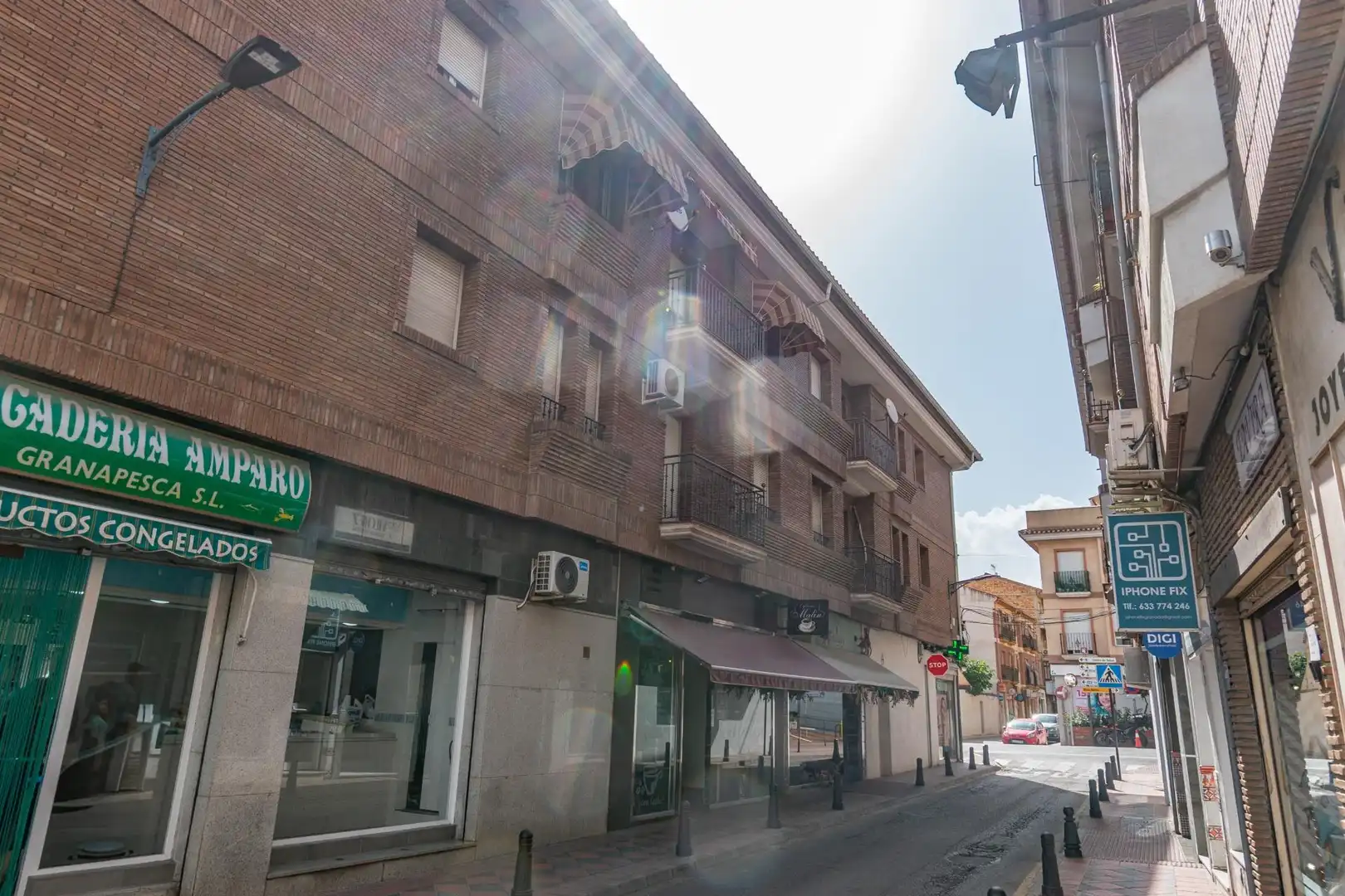 Außenansicht von Wohnung zum Verkauf in Armilla mit Klimaanlage, Heizung und Terrasse