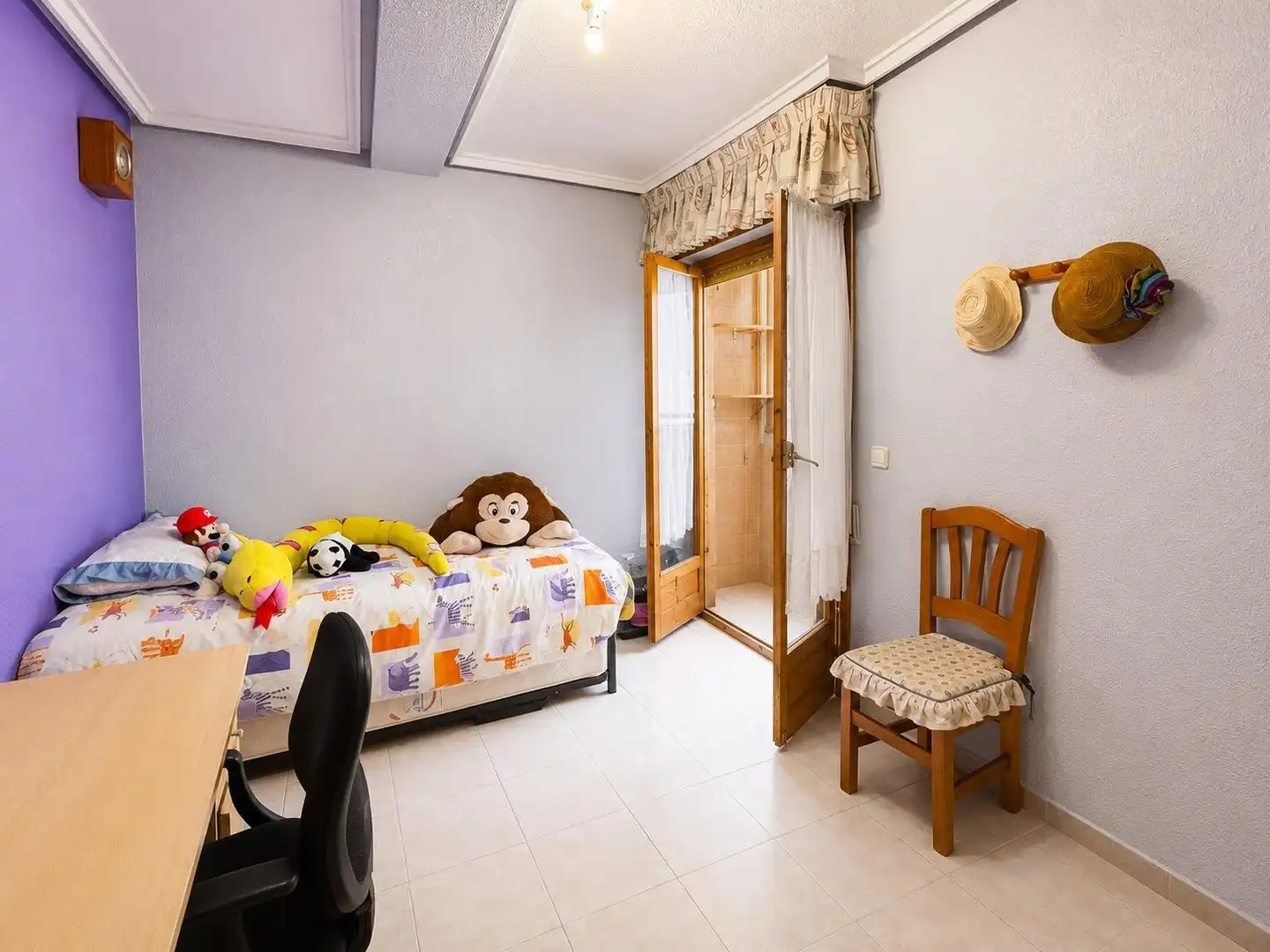 Habitación de Dúplex en venta en Torrevieja con Aire acondicionado, Terraza y Trastero