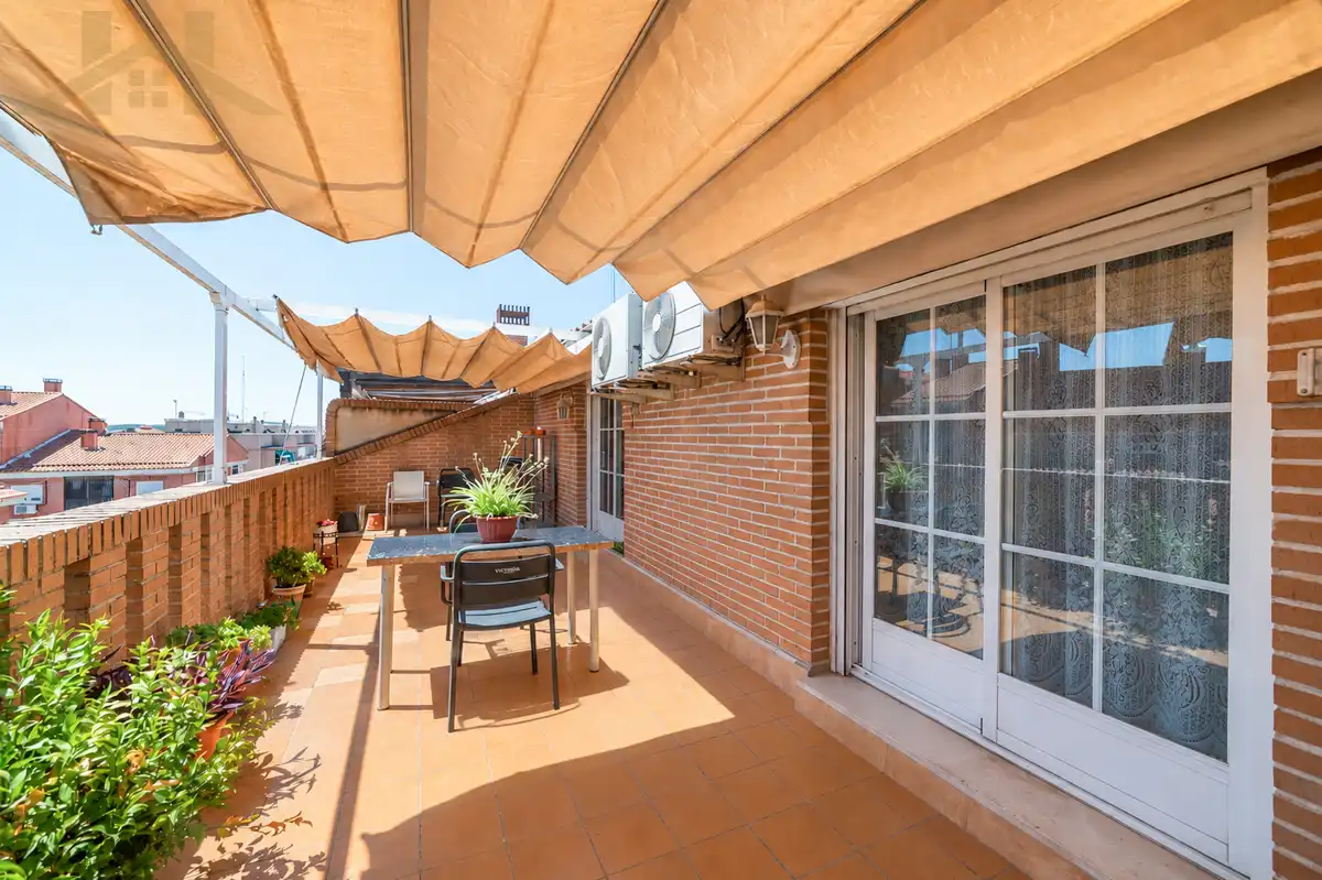 Terrace of Attic for sale in Valdemoro  with Air Conditioner, Heating and Parquet flooring