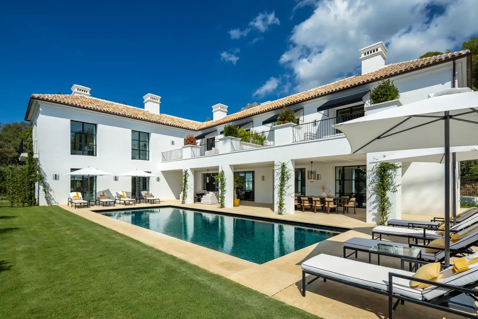 Chalet con piscina en venta en Milla de Oro, imagen 3