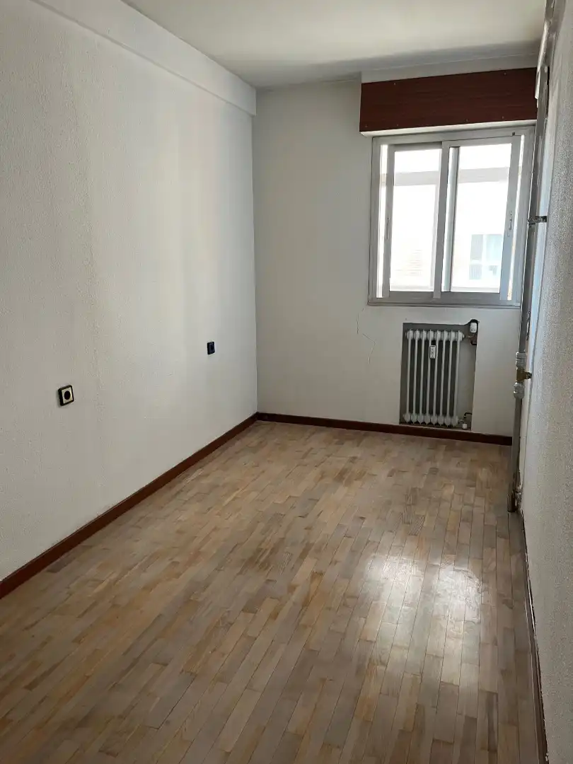 Habitación de Piso en venta en Zamora Capital  con Calefacción, Parquet y Balcón