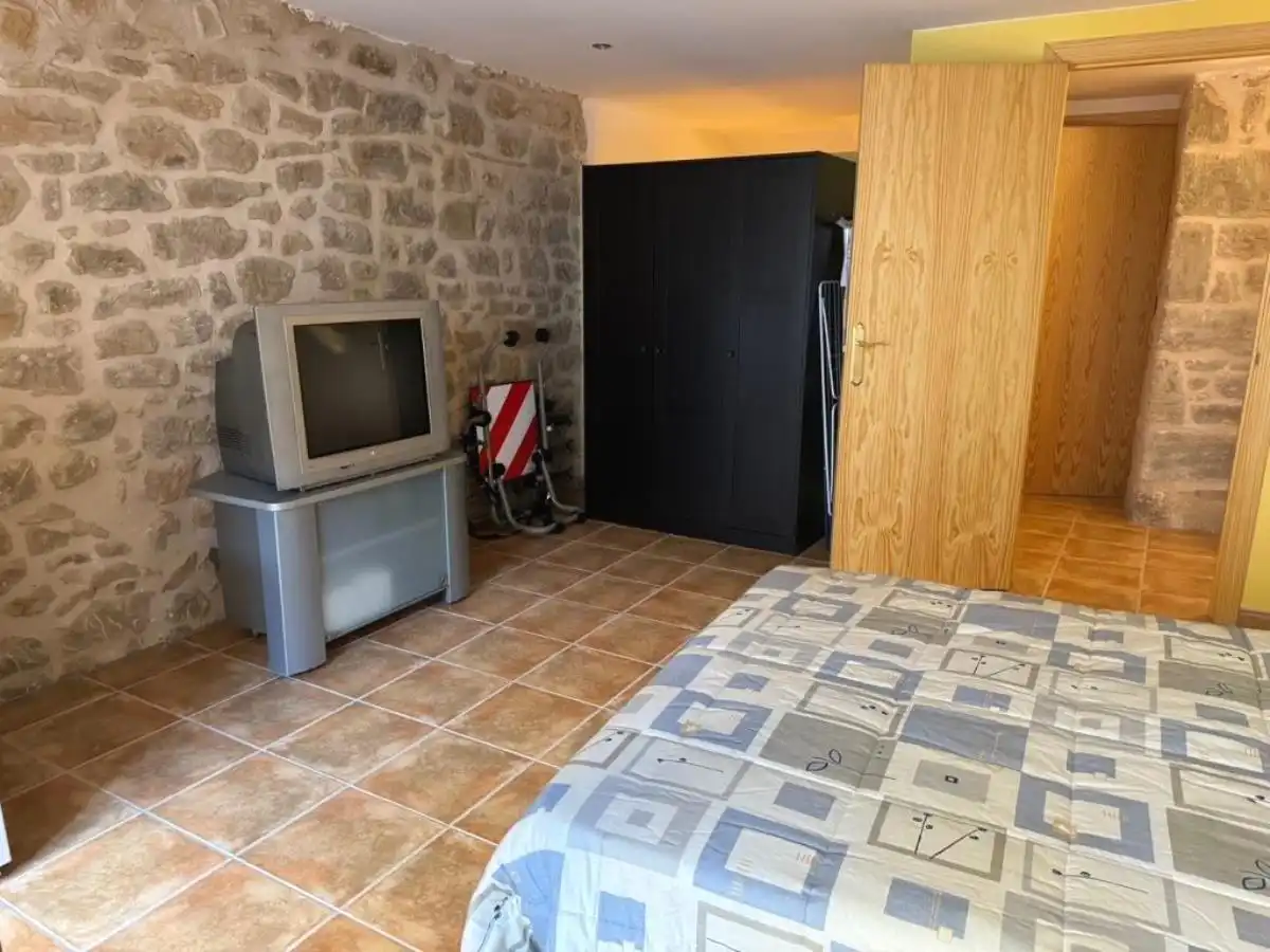 Bedroom of Detached homes for sale in Cretas  with Heating, Terrace and Storage room