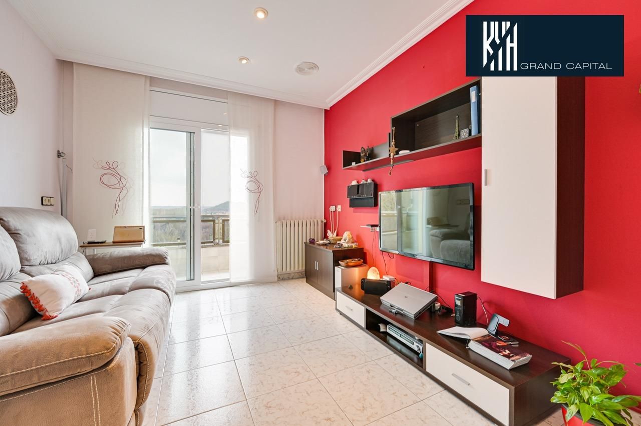 Sala de estar de Casa adosada en venta en Girona Capital