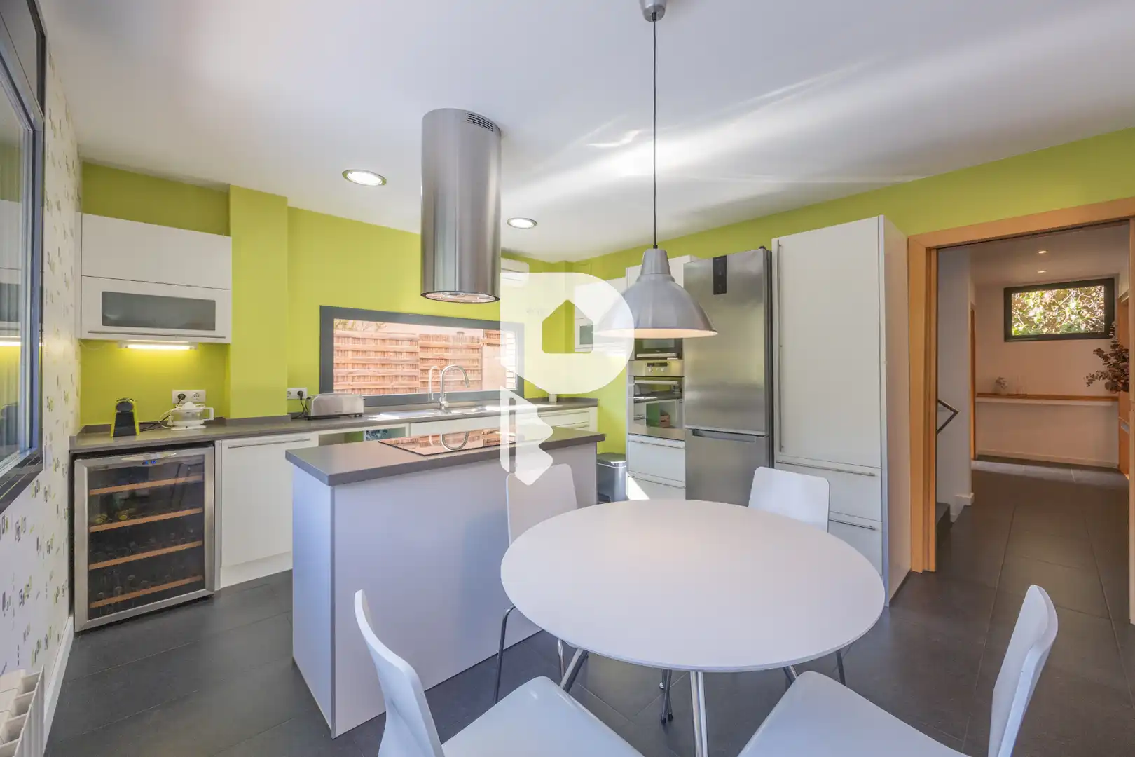 Cocina de Casa o chalet en venta en Vallirana con Aire acondicionado, Calefacción y Jardín privado