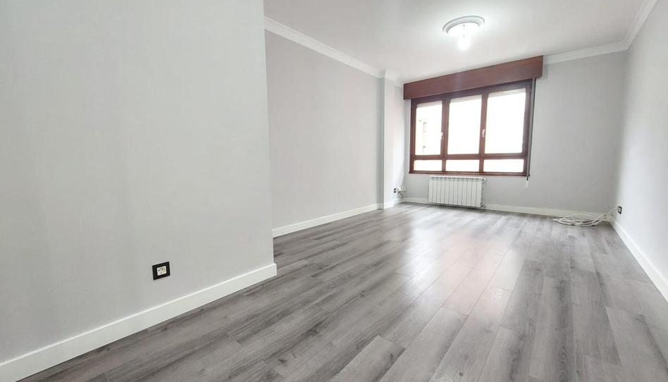 Photo 1 of Flat to rent in Ceares, Asturias