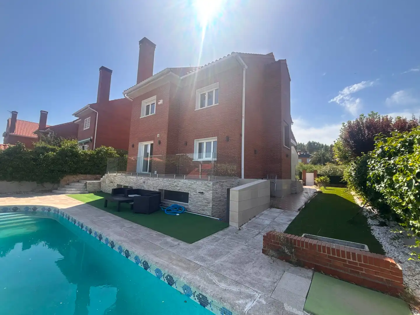 Piscina de Casa o chalet en venta en Rivas-Vaciamadrid con Aire acondicionado, Calefacción y Jardín privado