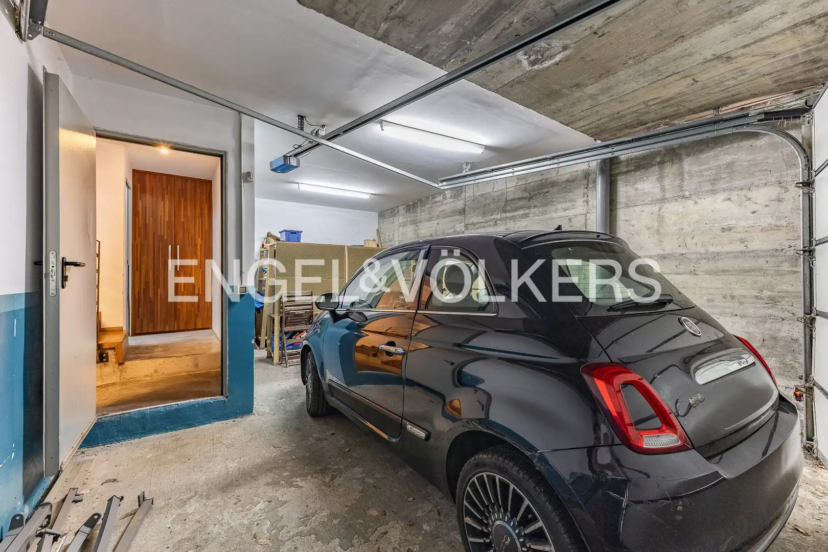 Parking de Casa o chalet en venta en Barcelona con Calefacción, Jardín privado y Parquet