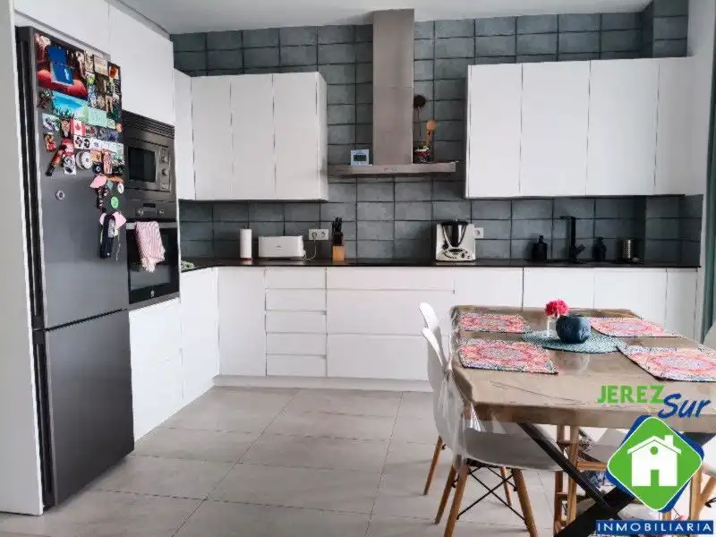 Kitchen of Flat for rent in Jerez de la Frontera  with Air Conditioner, Heating and Terrace