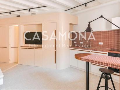 Apartment for sale in  Barcelona Capital