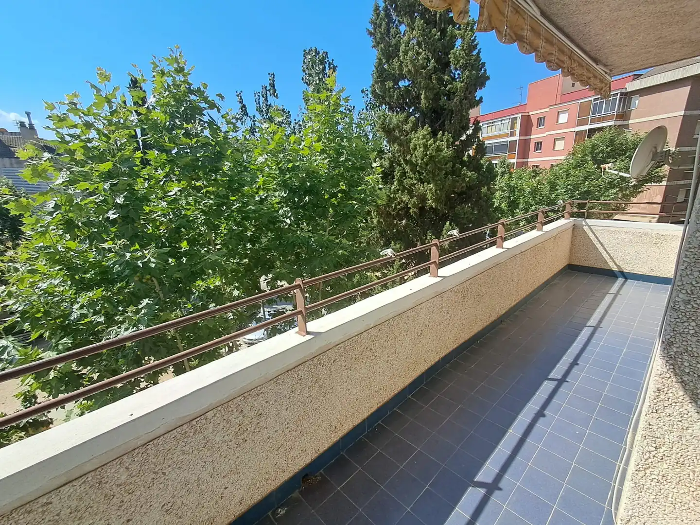 Piso con terraza en venta en Carrer de Girona, imagen 9