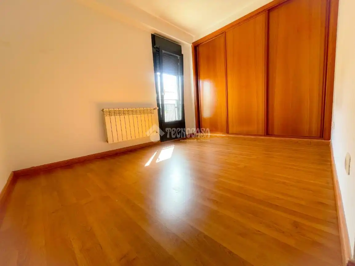 Bedroom of Flat for sale in Guadarrama  with Heating, Storage room and Balcony
