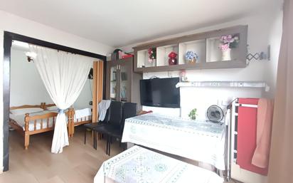 Dormitori de Apartament en venda en Benidorm amb Piscina comunitària