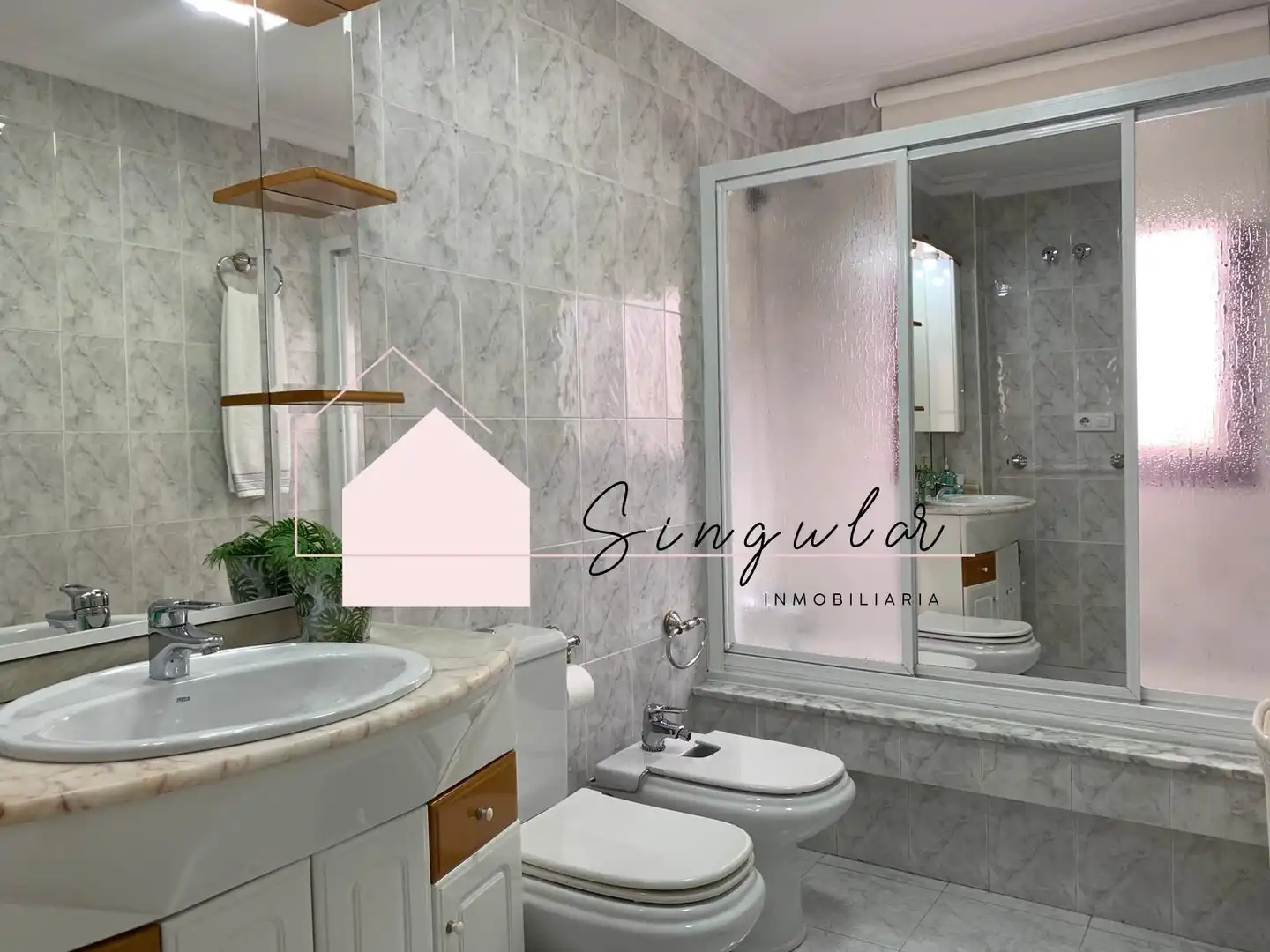 Badezimmer von Wohnung zur Miete in O Porriño   mit Möbliert