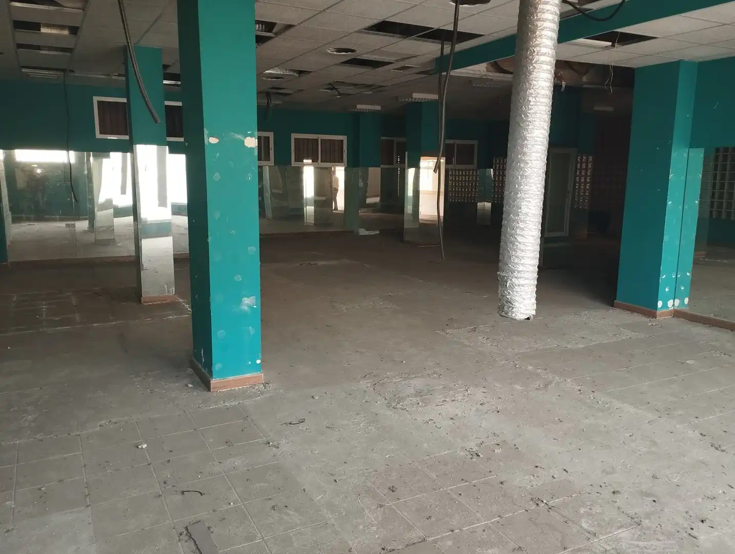 Local comercial en venda a Raya real 3, imagen 12