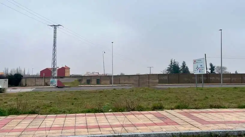 Residential land for sale in lugar Ventas Oeste, imagen 3