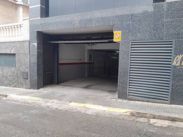 Garaje en Venta en Centre