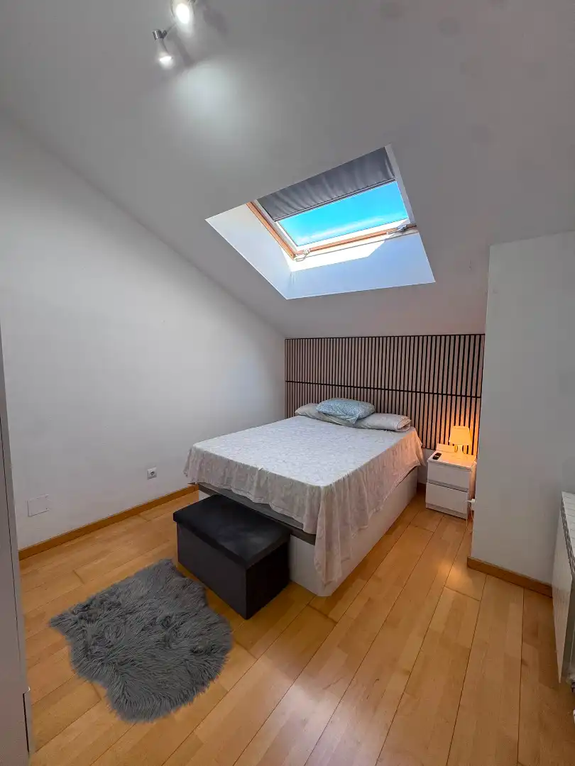 Schlafzimmer von Maisonette zum Verkauf in La Muela mit Klimaanlage, Heizung und Privatgarten