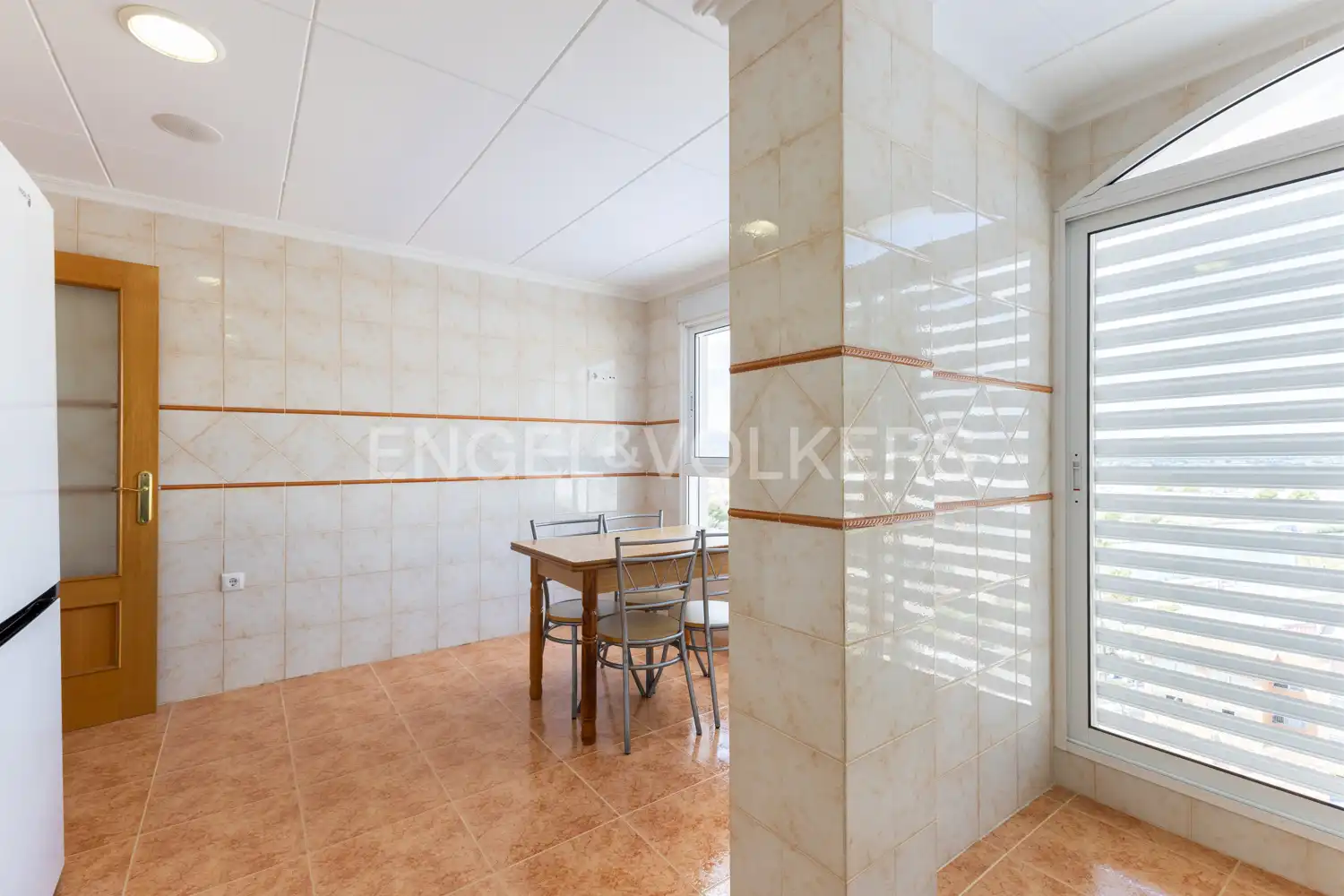 Cuina de Apartament en venda en Cullera amb Aire condicionat, Calefacció i Terrassa