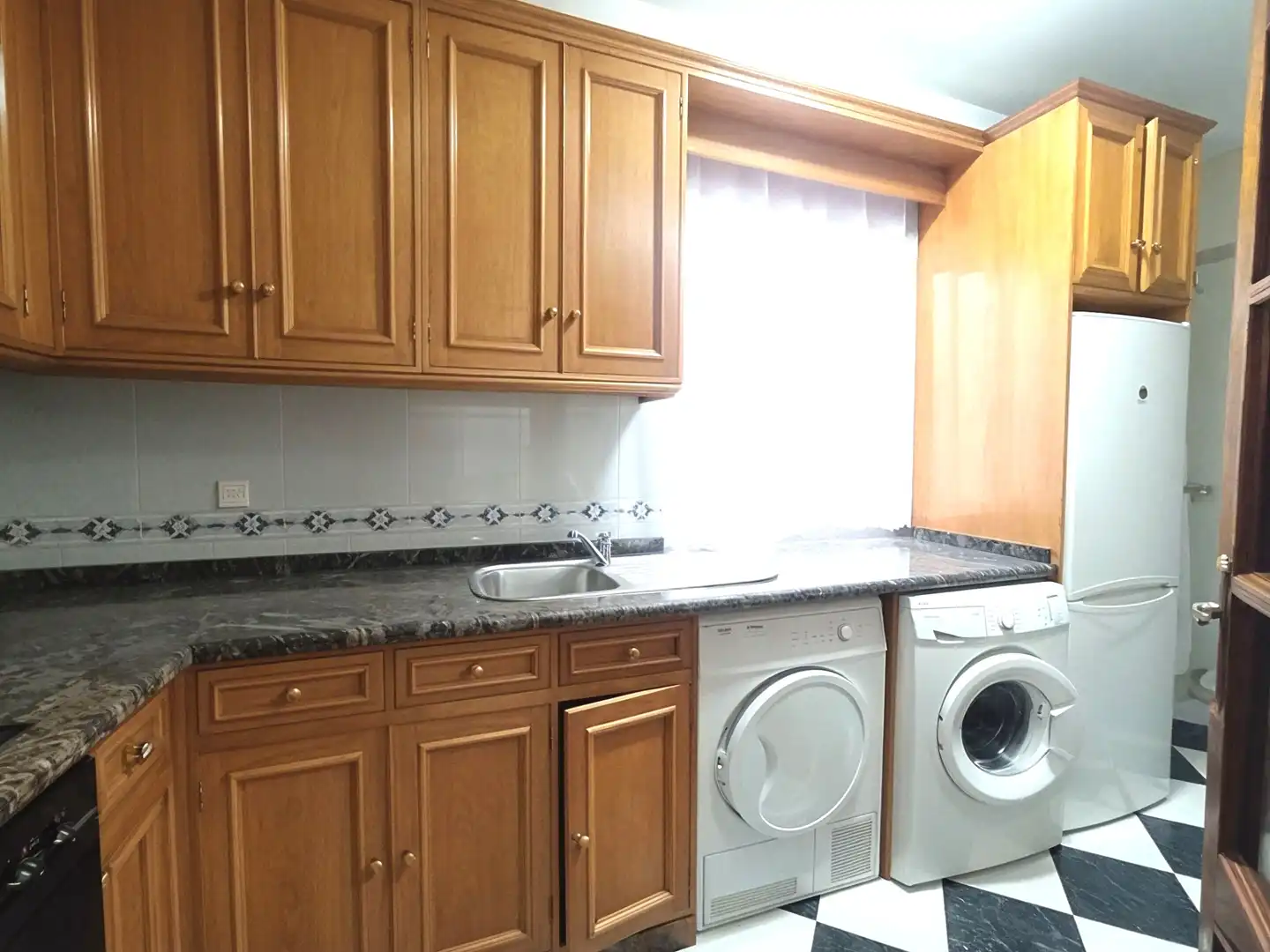 Cuina de Pis en venda en Mérida amb Aire condicionat i Moblat