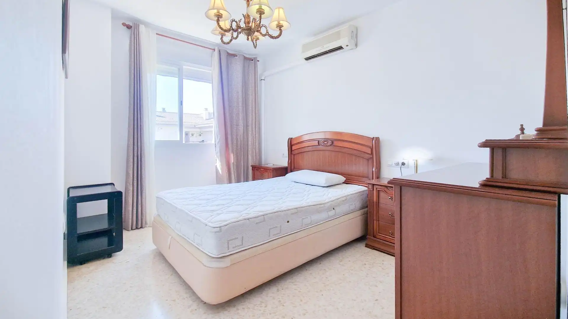 Habitación de Piso en venta en Badajoz con Aire acondicionado y Trastero