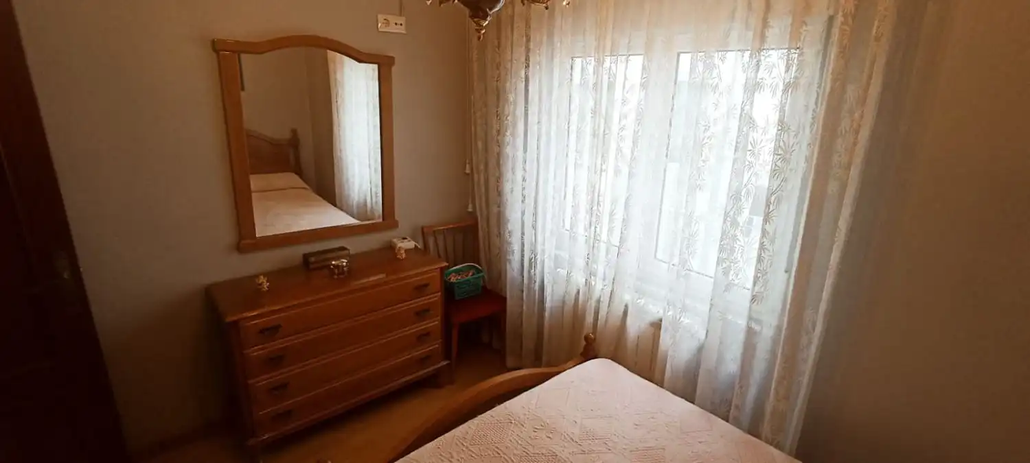 Habitación de Piso en venta en Gijón  con Calefacción