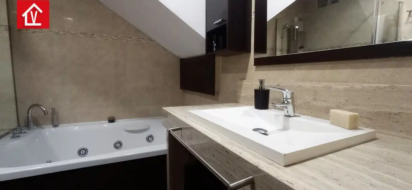Baño de Casa o chalet en venta en Barberà del Vallès con Aire acondicionado, Calefacción y Terraza