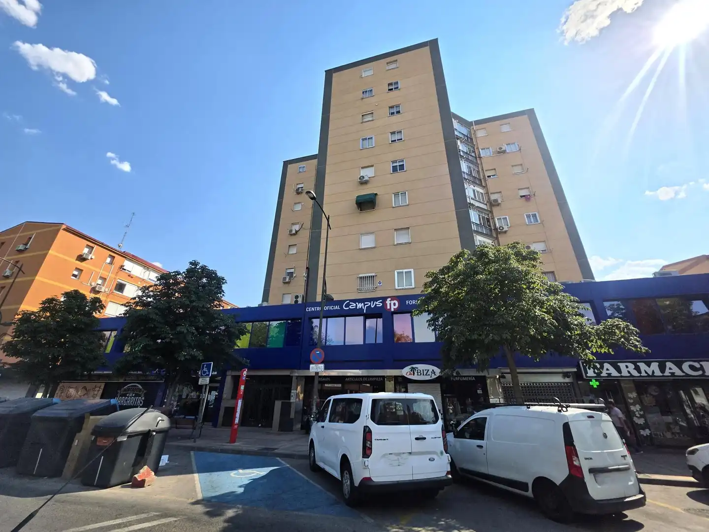 Vista exterior de Piso de alquiler en Getafe con Aire acondicionado y Calefacción
