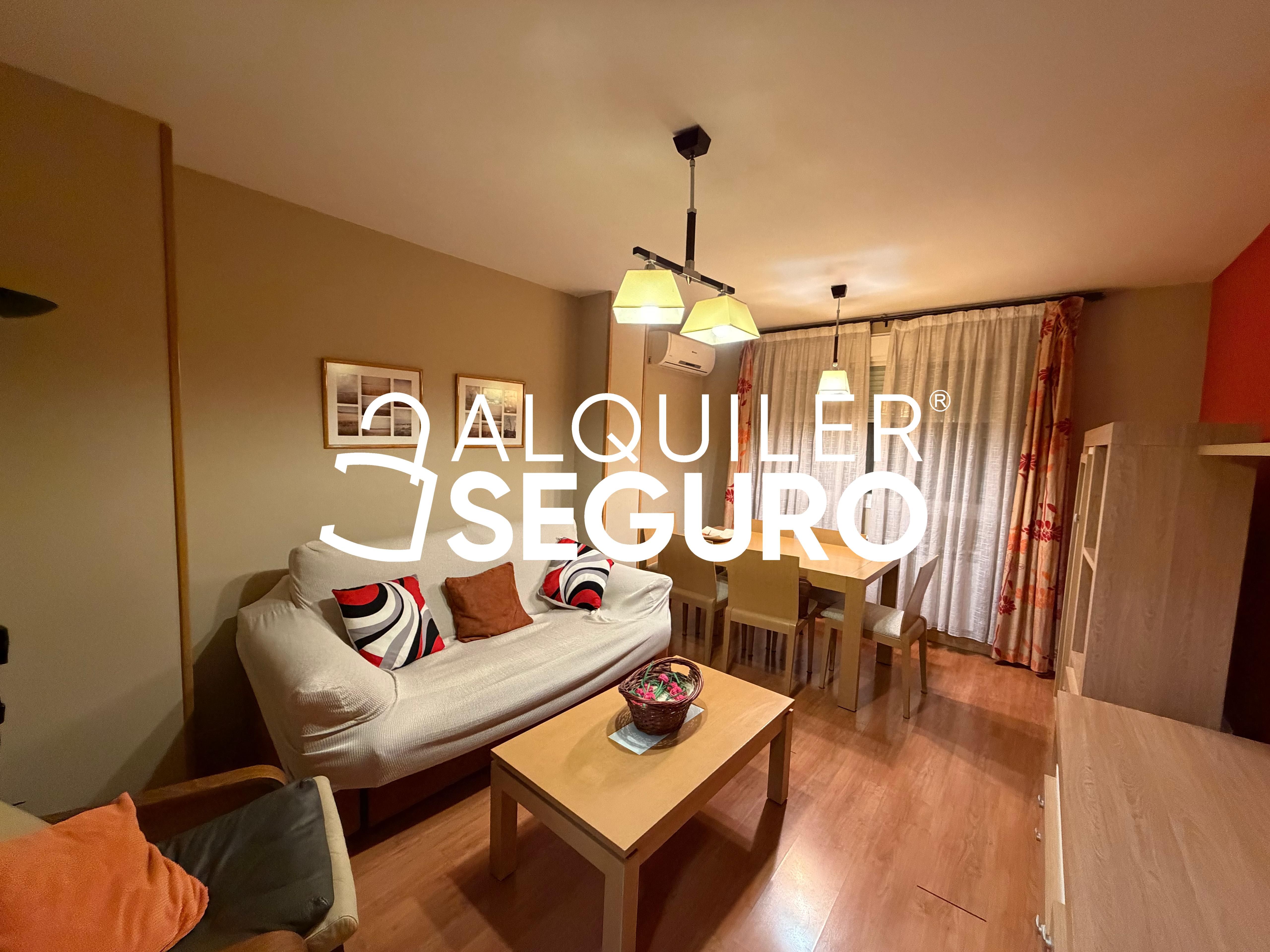 Living room of Flat to rent in Valdemoro  with Air Conditioner, Heating and Storage room