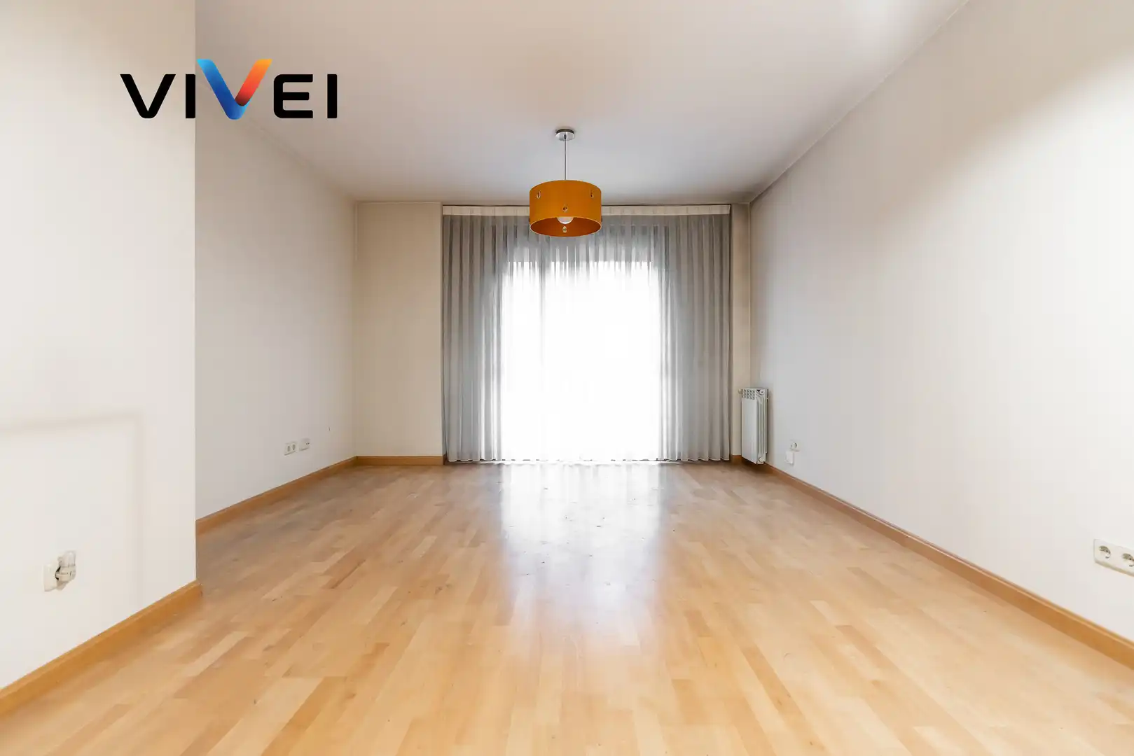 Living room of Flat for sale in Madrid  with Heating, Terrace and Storage room