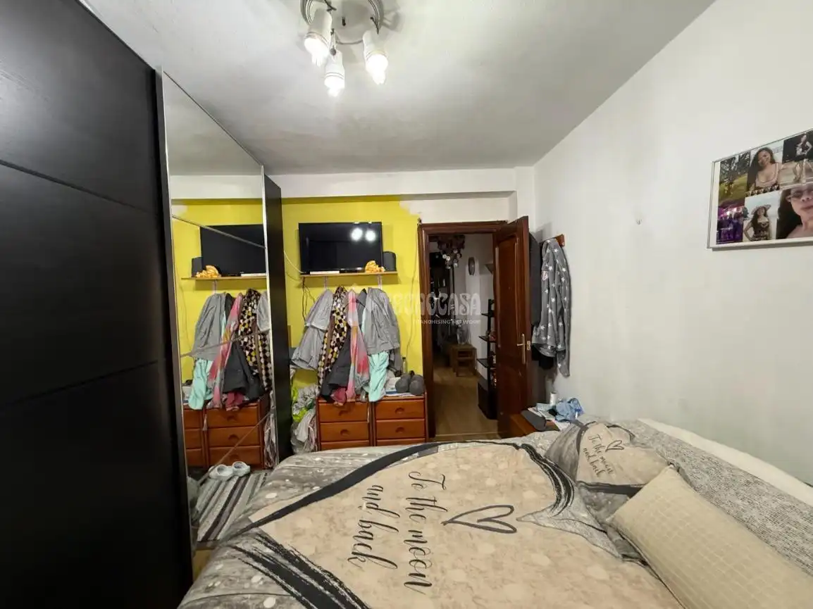 Habitación de Piso en venta en Gijón 