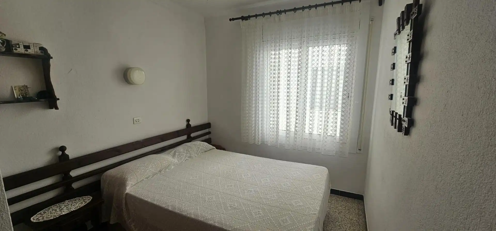 Dormitori de Apartament en venda en L'Estartit amb Terrassa