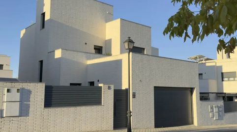 Foto 4 de Casa o xalet en venda a Calle de Melilla, 33, Urbanización el Mediterráneo, Arroyomolinos (Madrid)