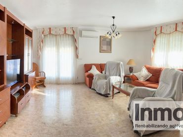 Flat with balcony for sale in Calle Ría de Arosa 4
