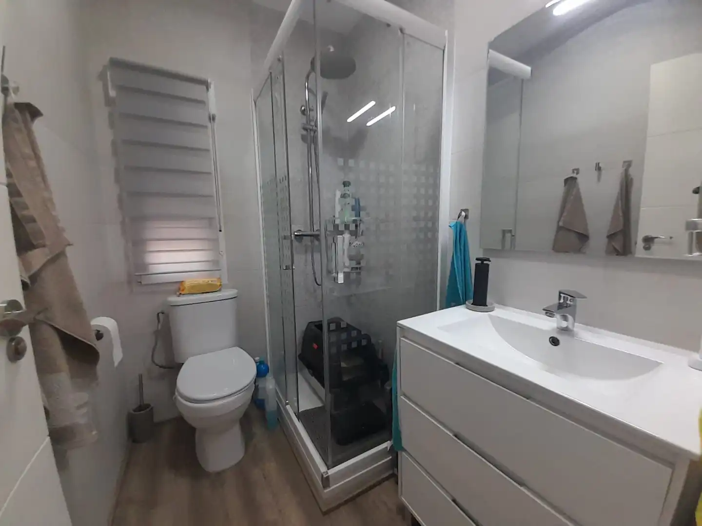 Badezimmer von Einfamilien-Reihenhaus zum Verkauf in Puertollano mit Terrasse